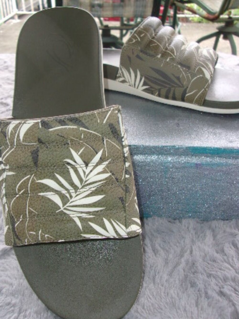 S-212 MENS OLUKAI MAHU OLU SLIDES LEAF PATTERN